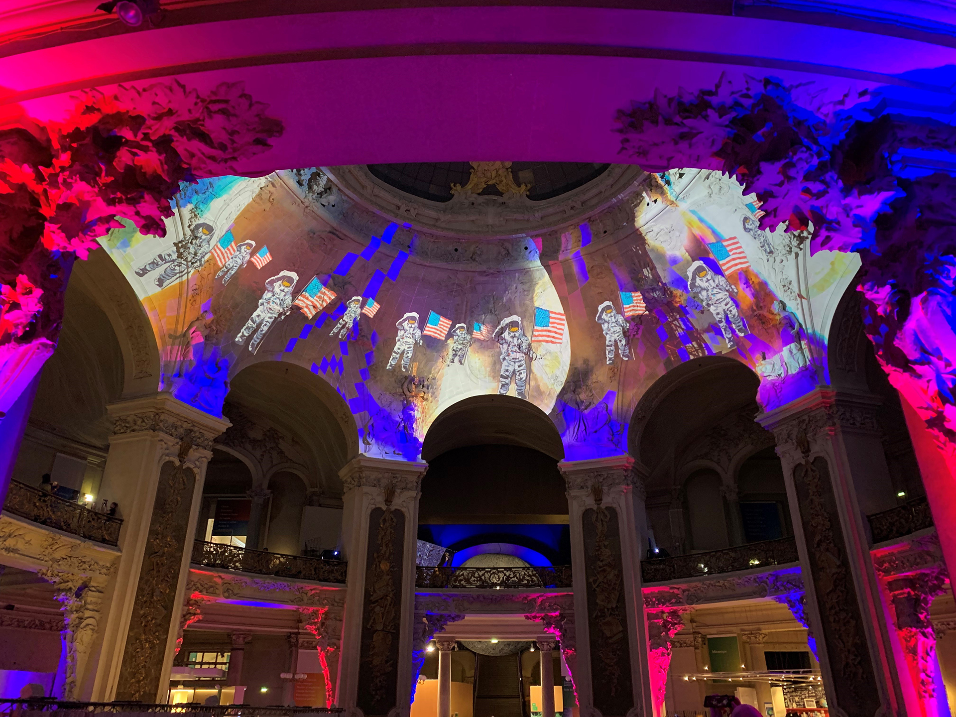 Milosh Luczynski and Patrick Vidal videomapping performance, Palais de la découverte, Paris, July 2019. © EPPDCSI