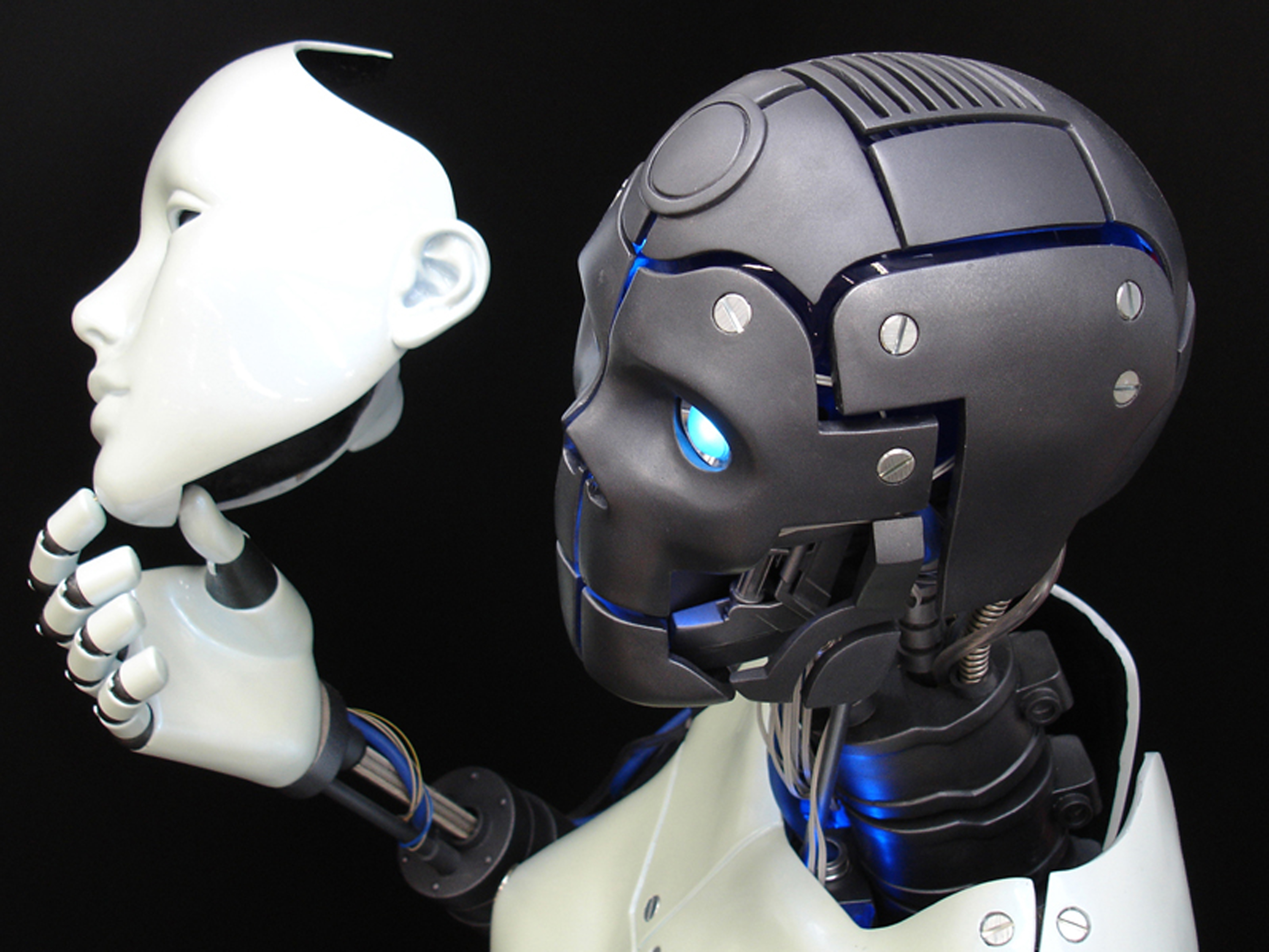 Robot: a collection robot models, cyborgs and androids from TV and film | Ecsite