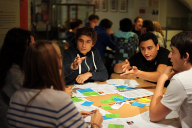 PlayDecide session at Espace Pierre-Gilles de Gennes, Paris, France, October 2013 © TRACES / Meriem Fresson